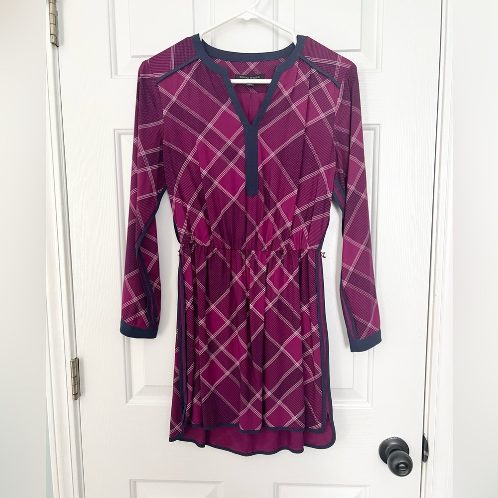 Fun short purple dress. Size 2P